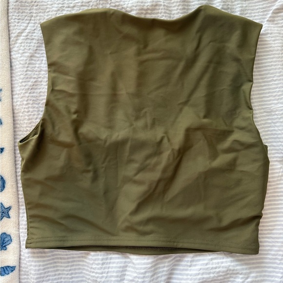 Green Edikted It Girl Square Neck Crop Top size large. - Picture 4 of 5